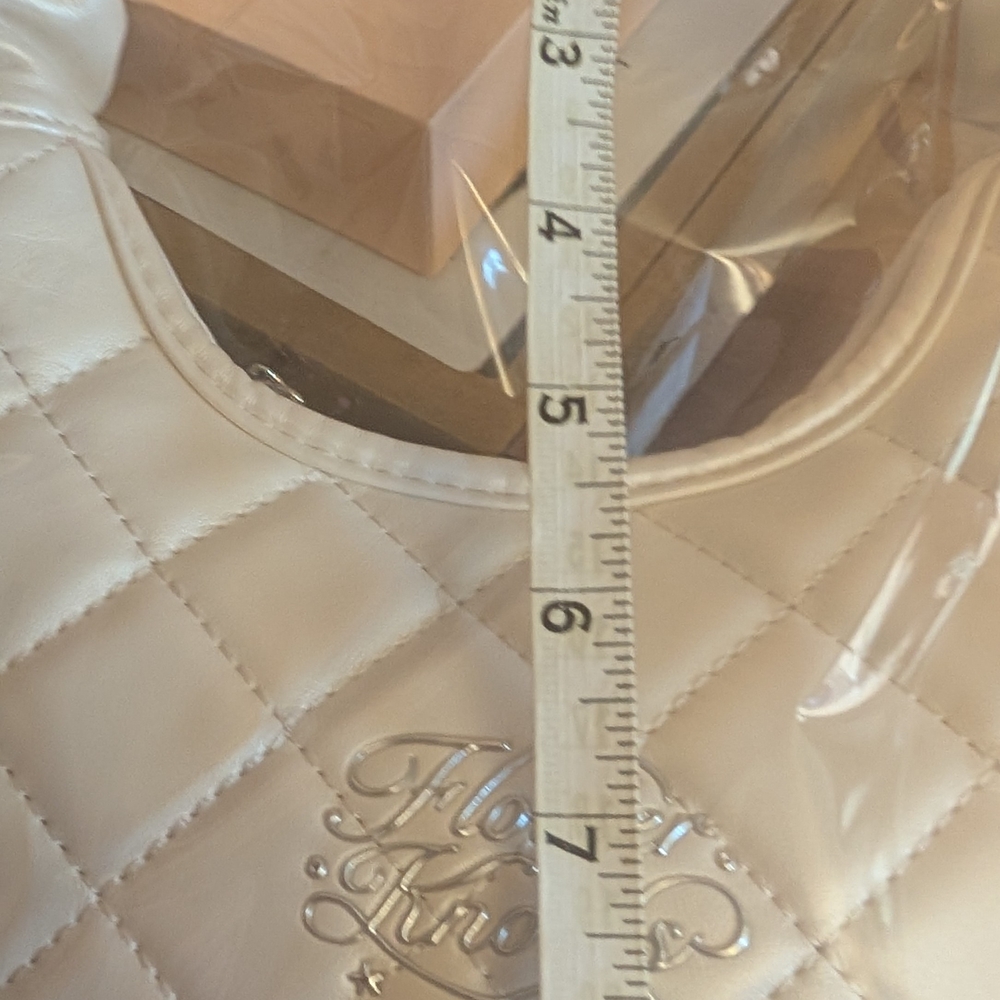 Quilted Cream Mini Bag - Picture 5 of 5